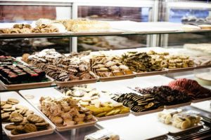 Types of Baker’s Racks